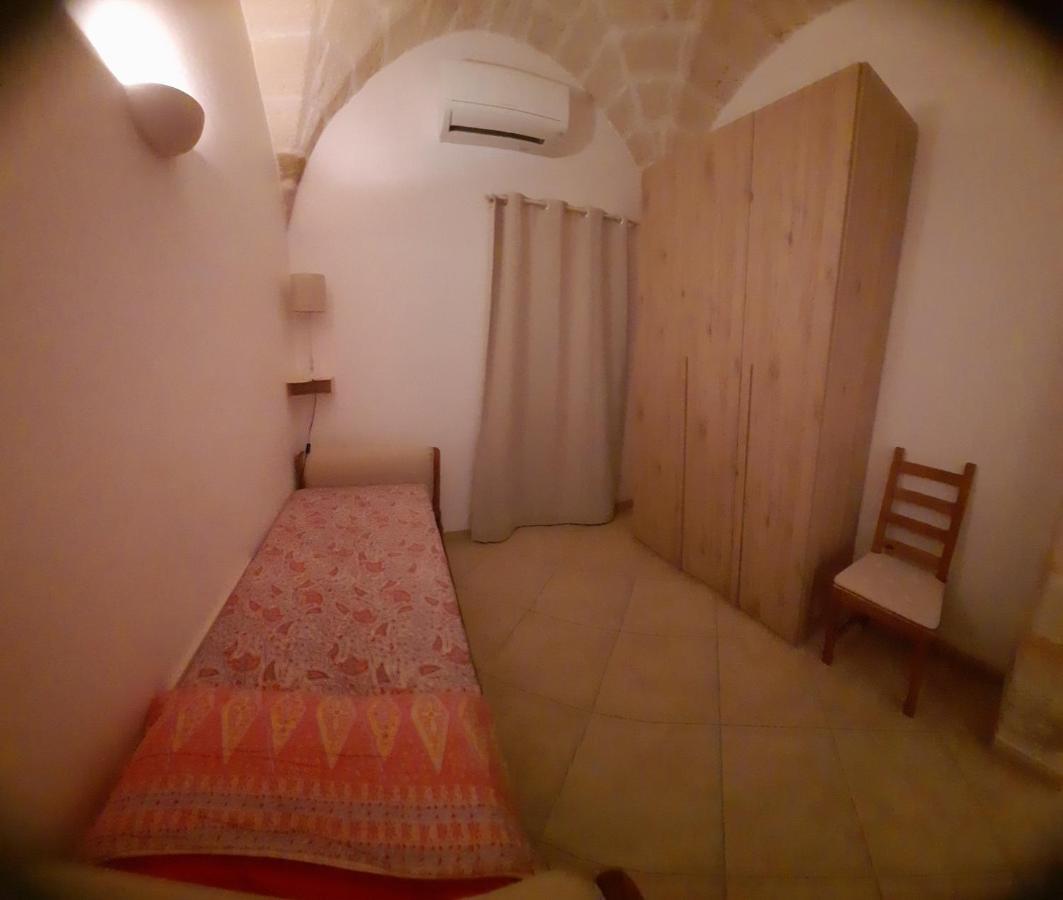 Domus Astra Apartment Brindisi Luaran gambar