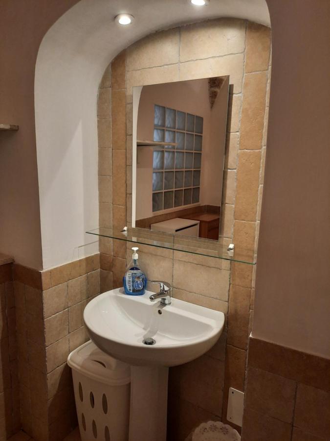 Domus Astra Apartment Brindisi Luaran gambar